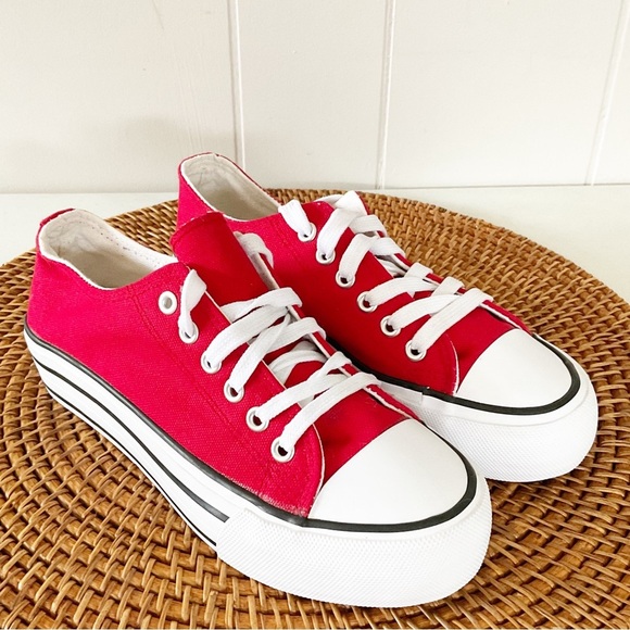 C&C California Canvas Low Rise Platform Sneaker Red Women's Size 6M - Picture 6 of 6